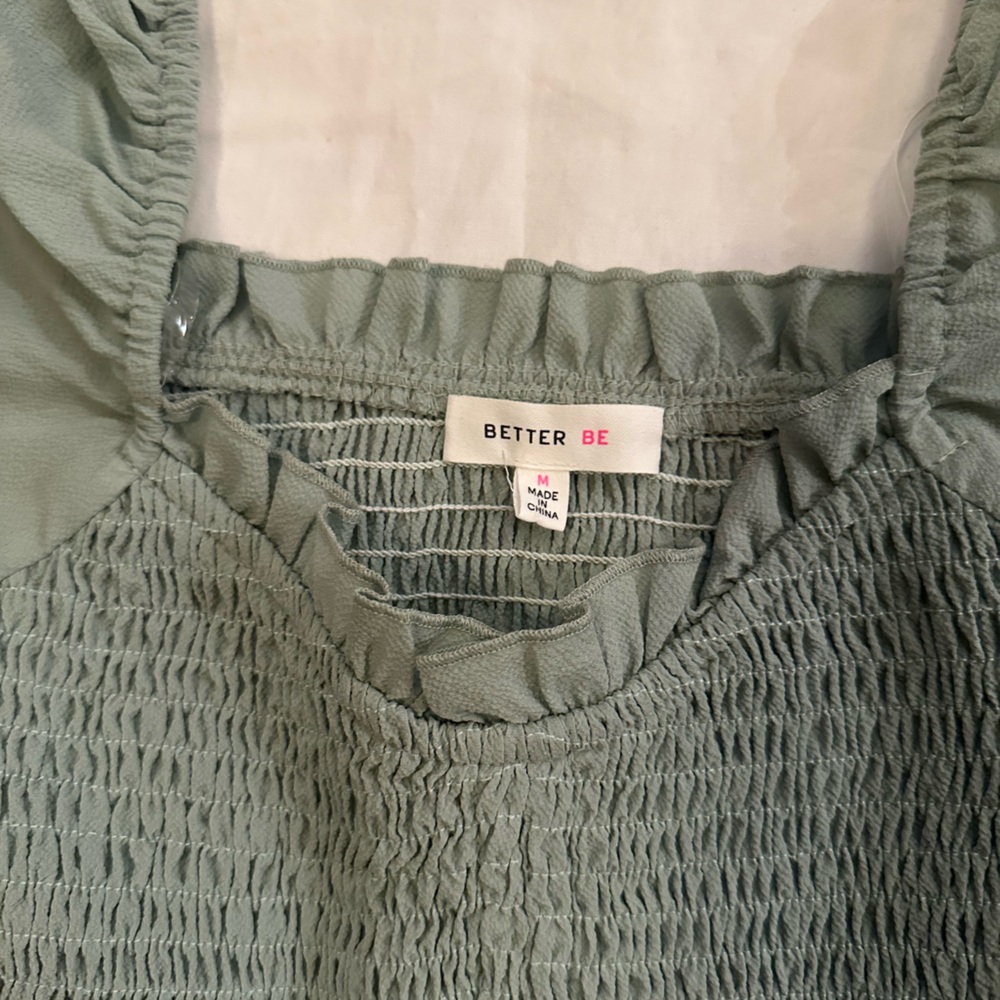 NWOT BRAND NEW Sage Green Crop Top Puff Sleeve Ruched Draw String Size Medium - Picture 5 of 5